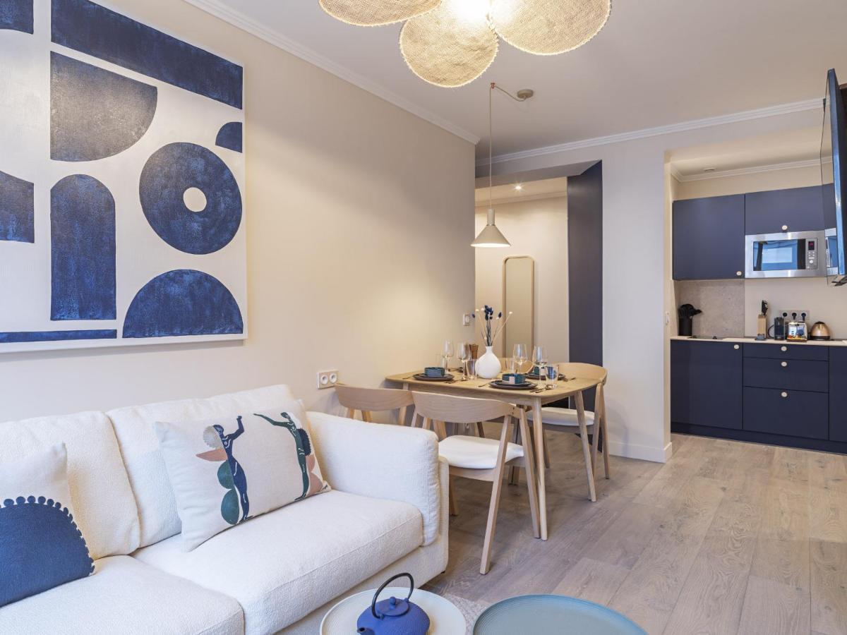 The Blue Suite On Champs Elysees Avenue Paris Ngoại thất bức ảnh